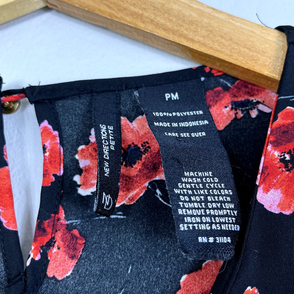 Black Floral New Directions Long Sleeve Blouse PM - Picture 3 of 4